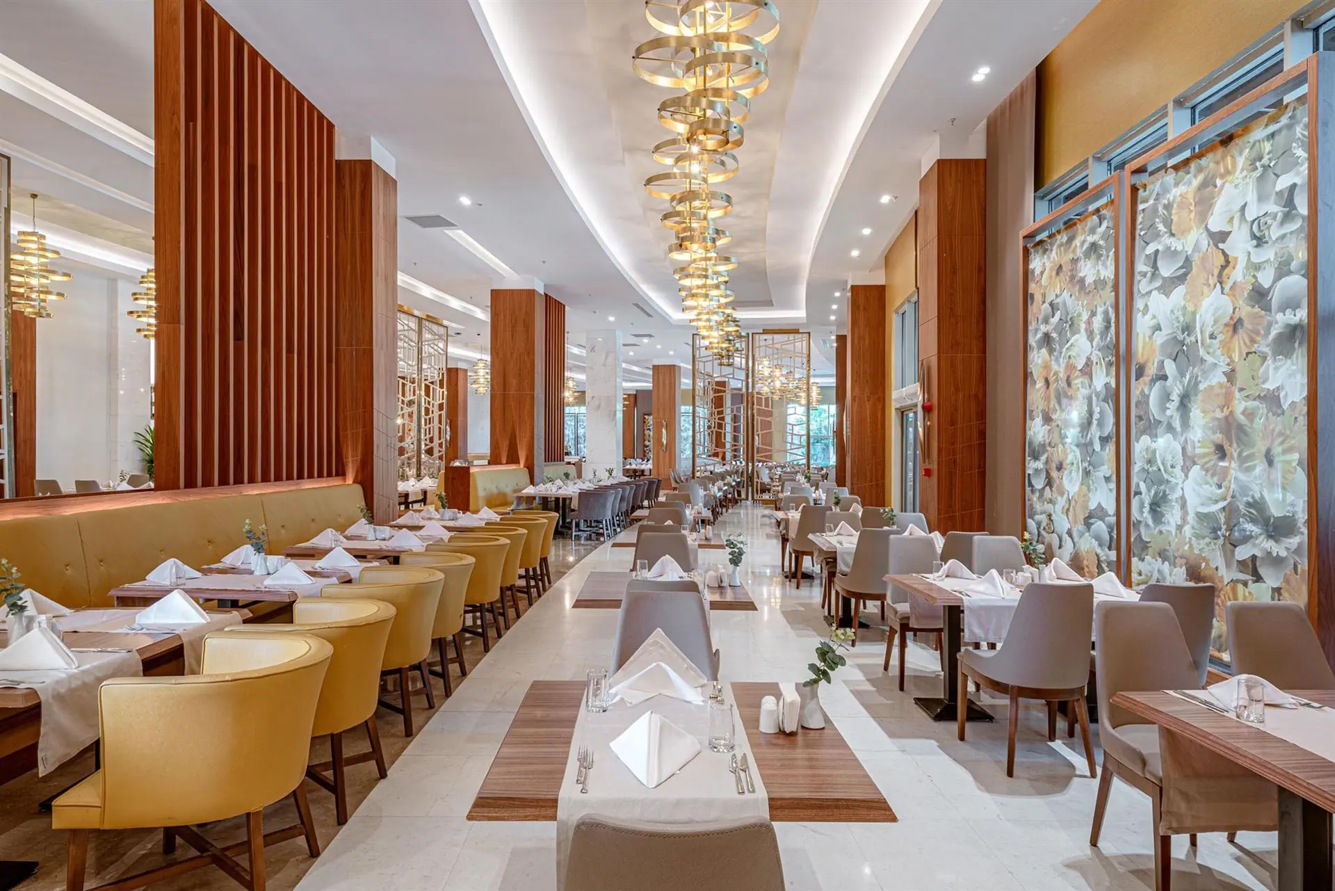 HOTEL: Kirman Sidemarin Beach & Spa