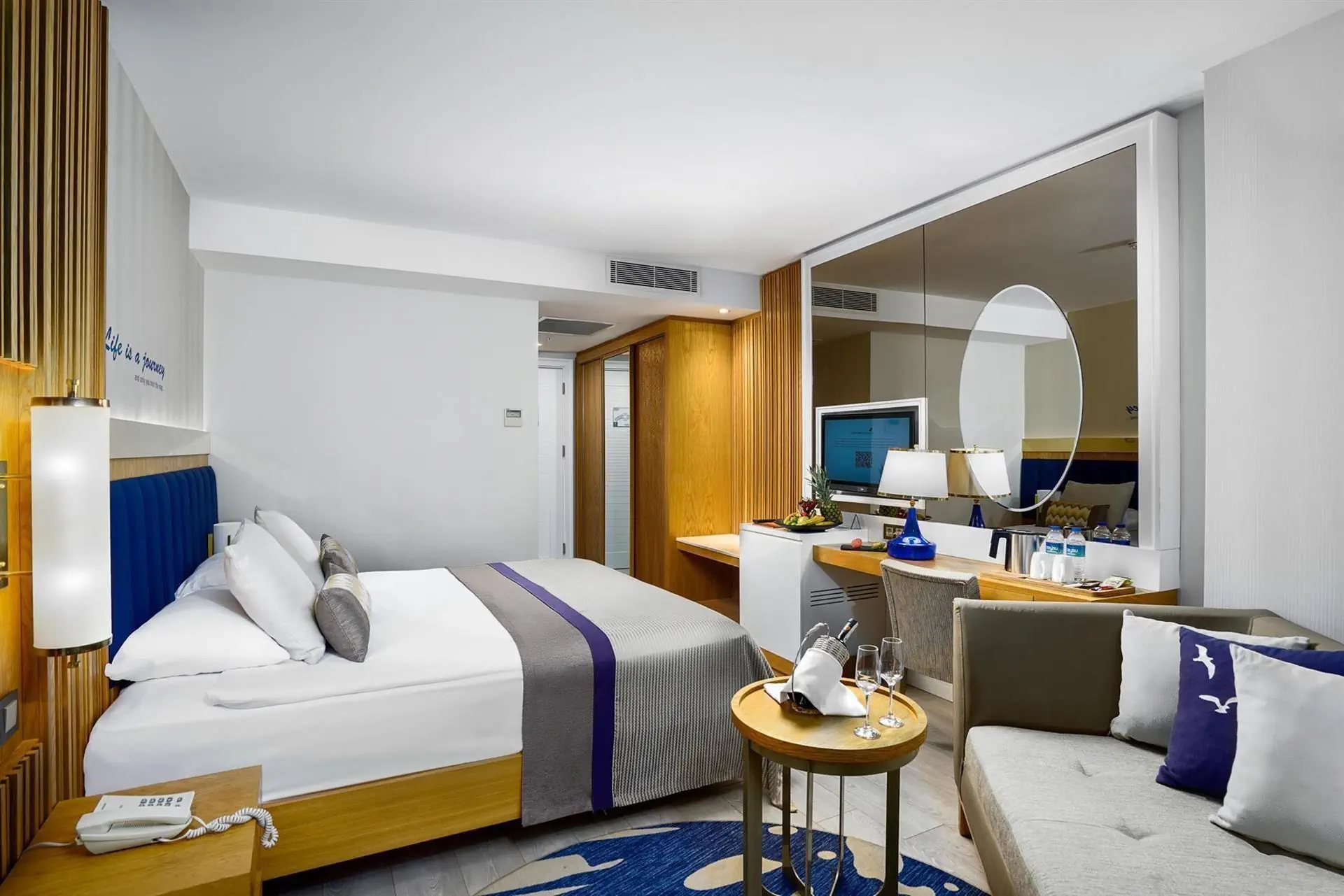 HOTEL: Kirman Sidemarin Beach & Spa