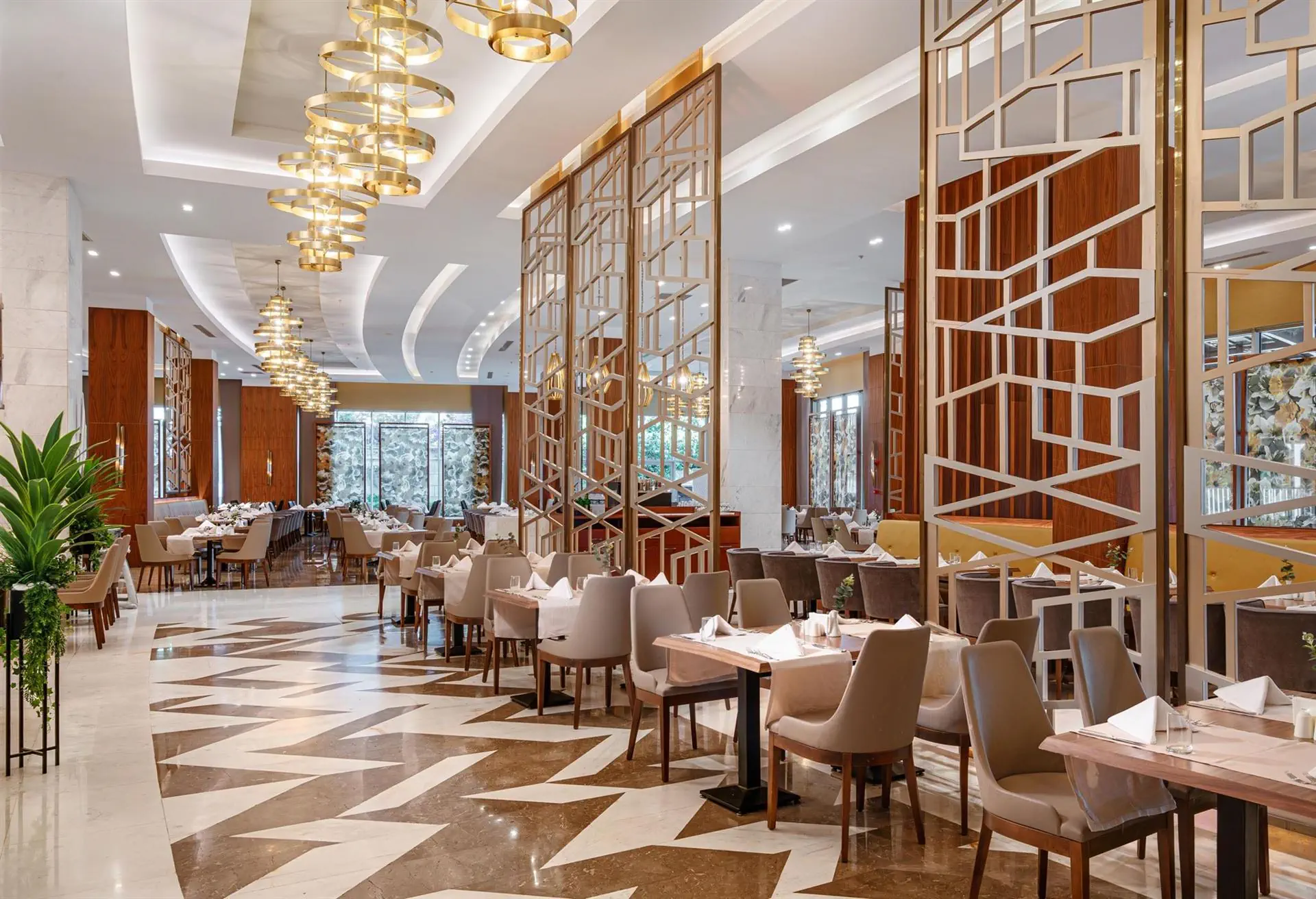 HOTEL: Kirman Sidemarin Beach & Spa