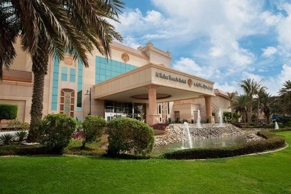 HOTEL: Al Raha Beach Hotel