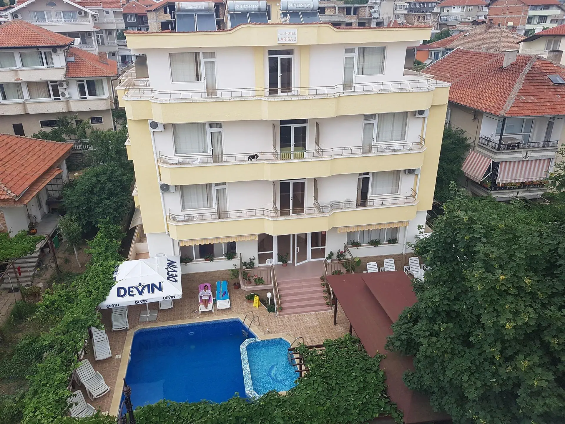 Larisa Hotel