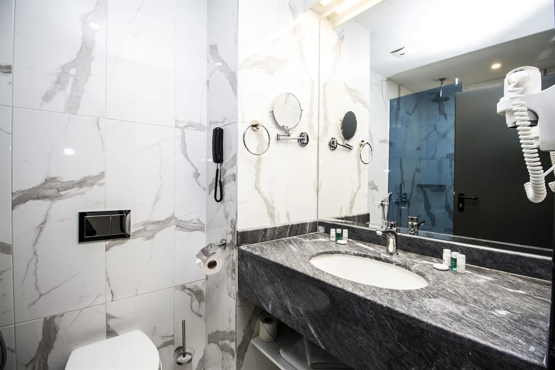 Best Western Plus Premium Inn