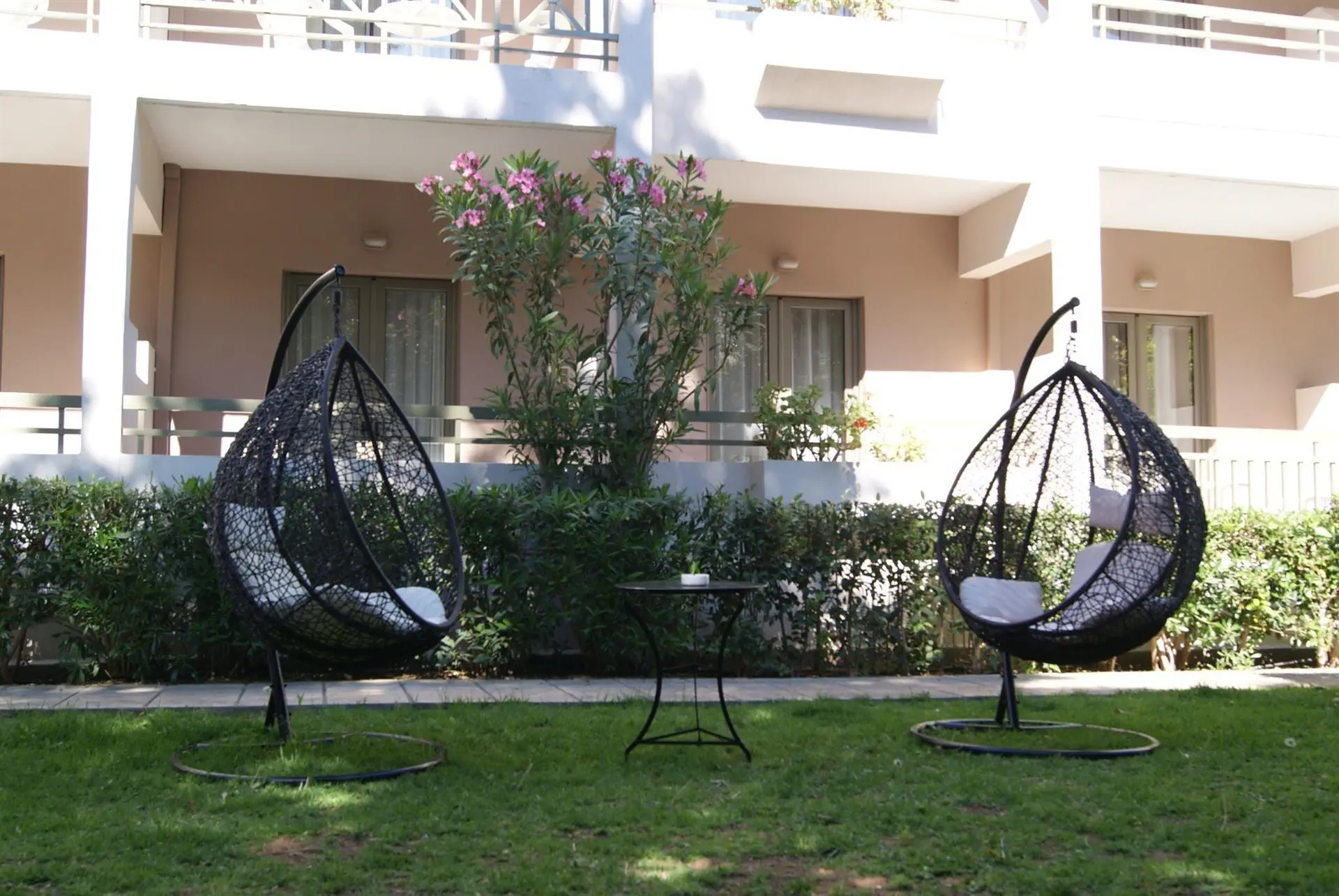Pantheon Hotel