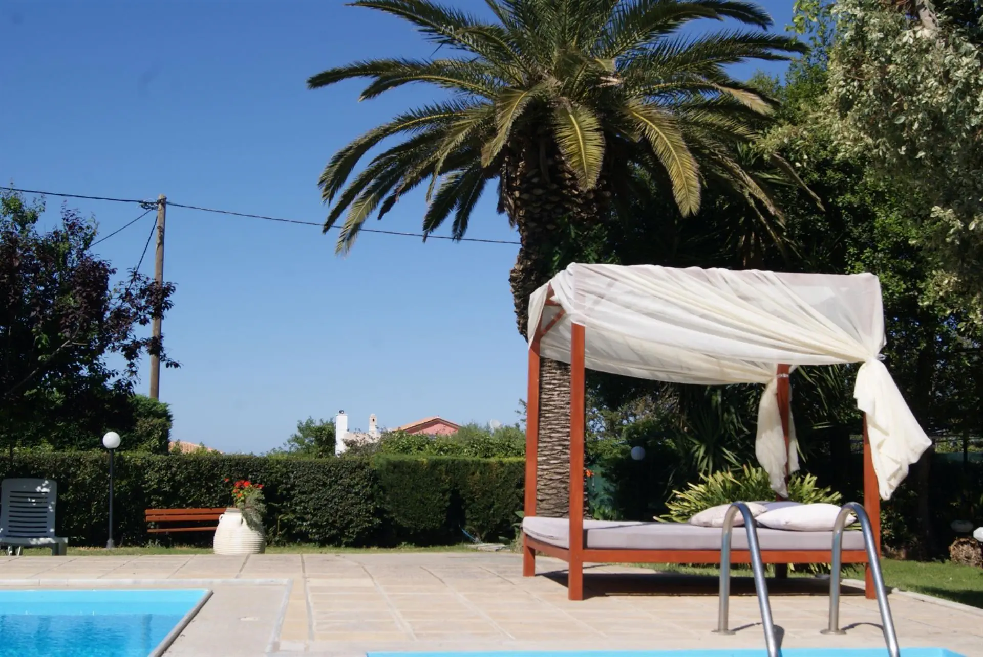Pantheon Hotel