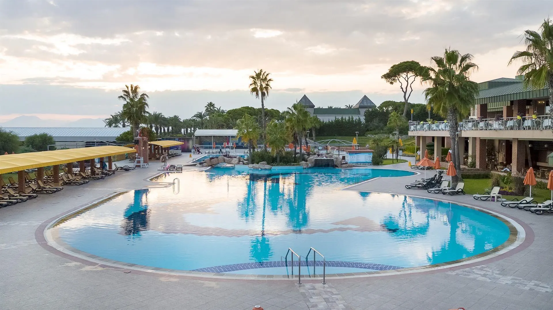 Pine Beach Belek (ex. Maritim Pine Beach Resort) - zdjęcie 4