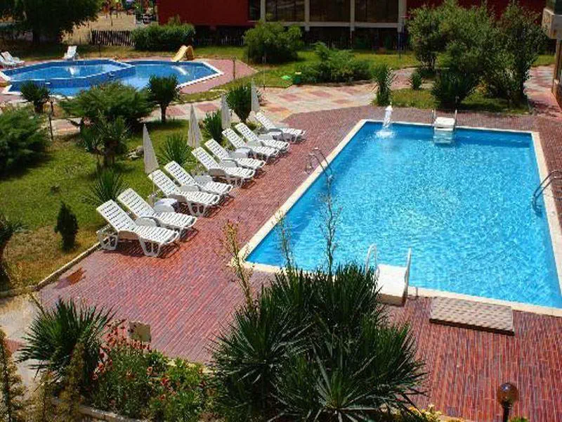 HOTEL: Amfibia Beach Complex