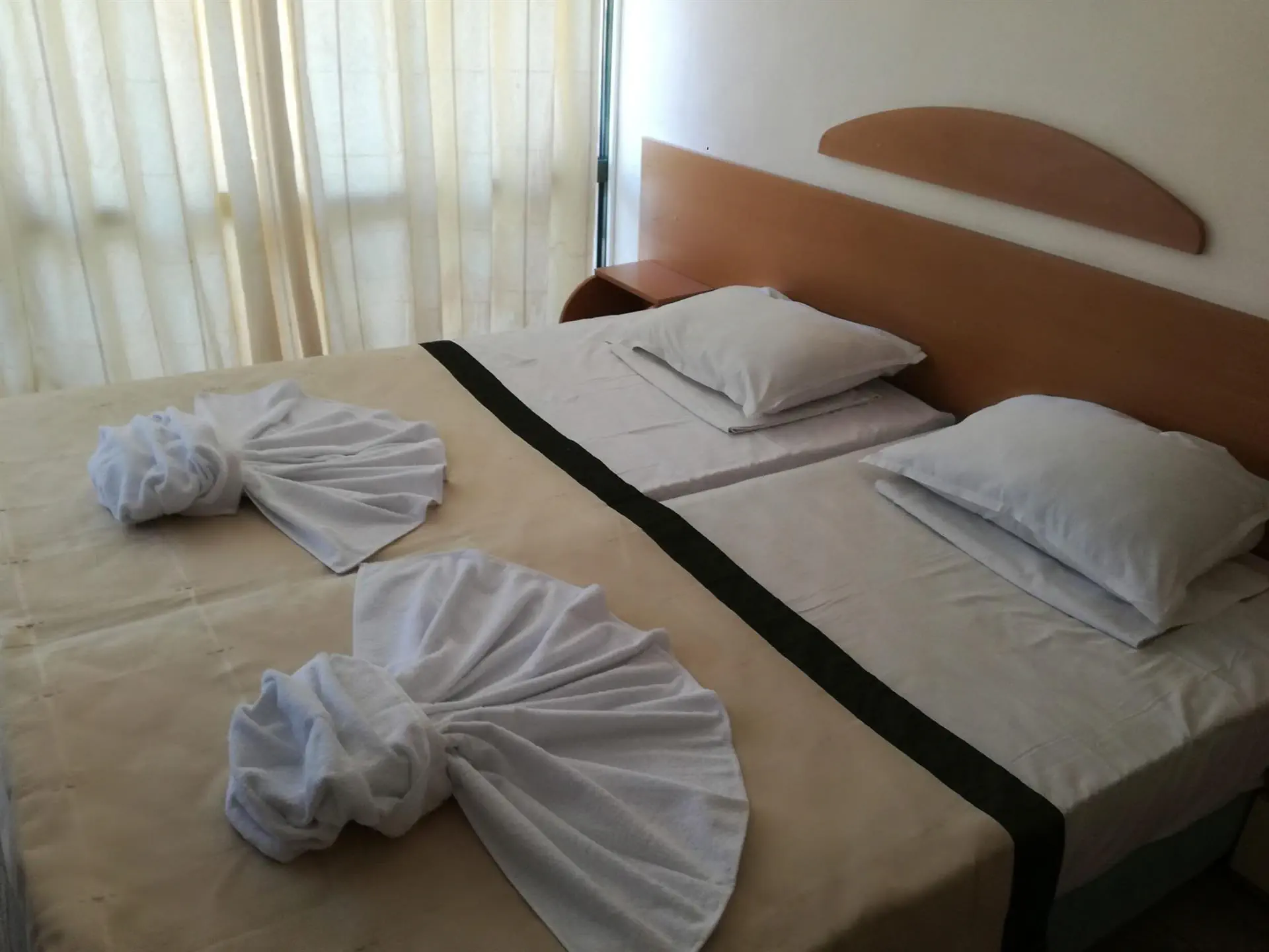 HOTEL: Amfibia Beach Complex
