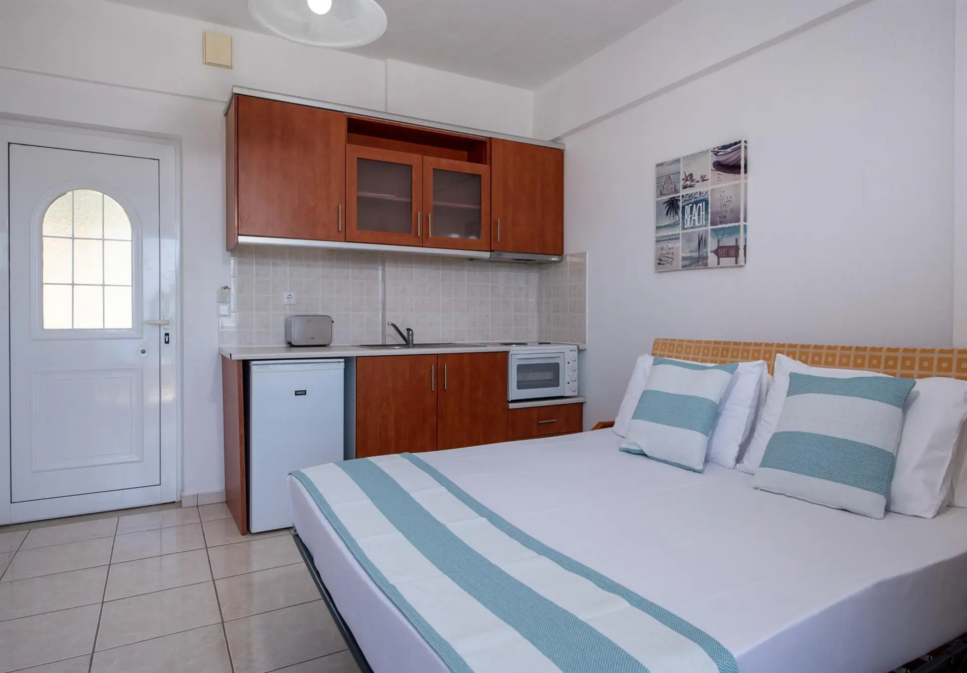 Sunrise Apartments