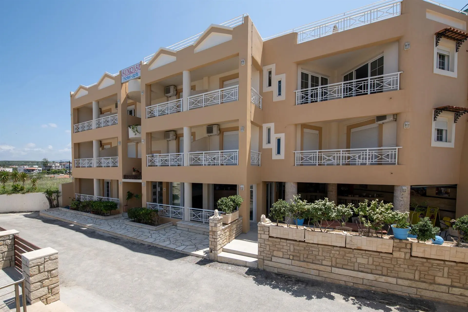 Sunrise Apartments