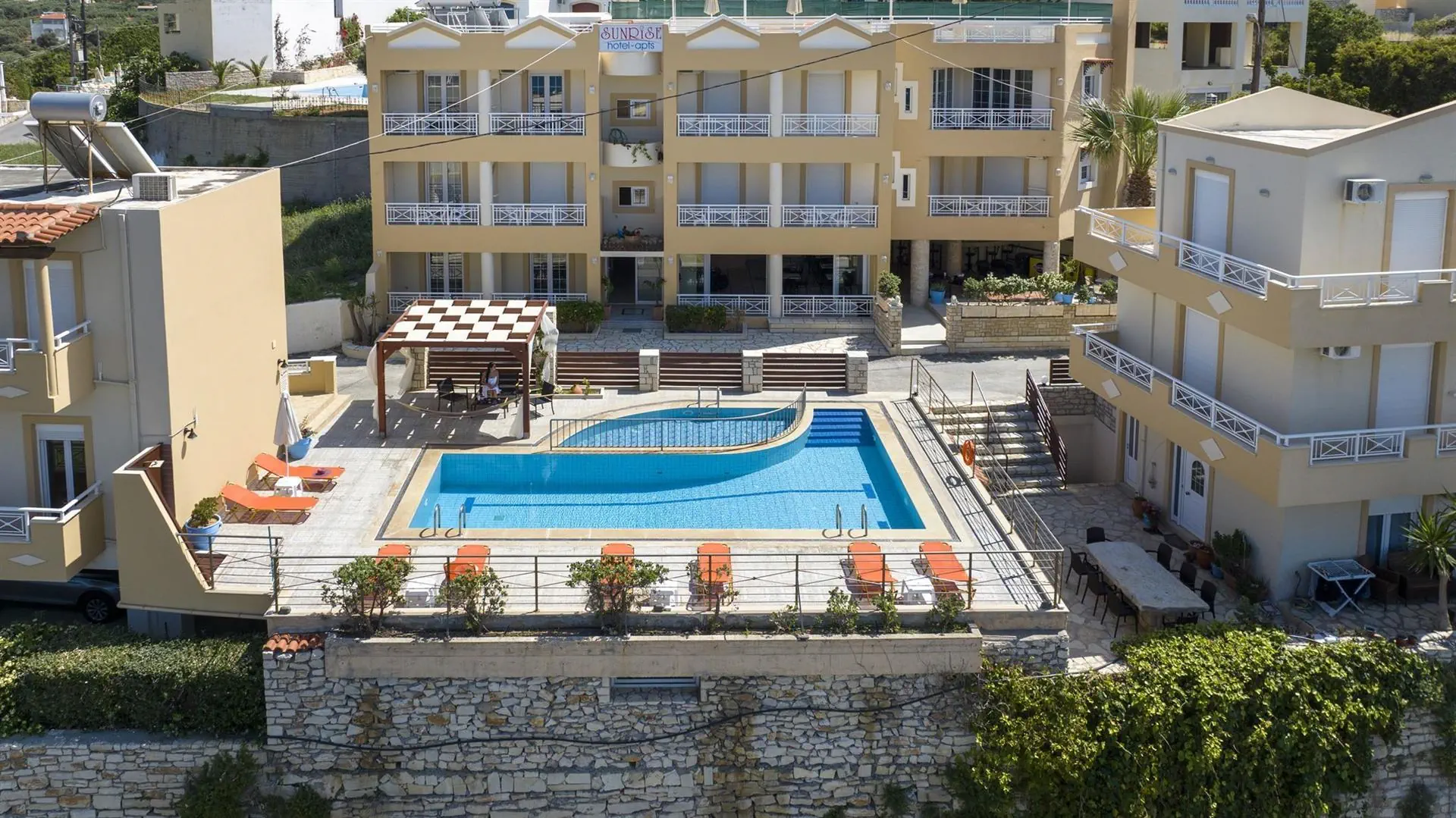 Sunrise Apartments
