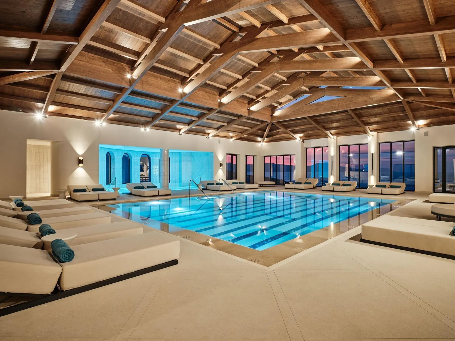 HOTEL: Oros Luxury Beach Resort