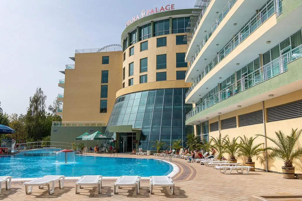 Ivana Palace