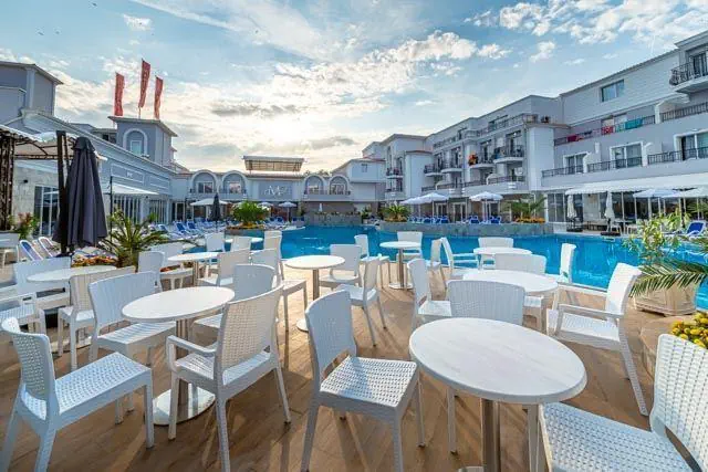 HOTEL: Martinez