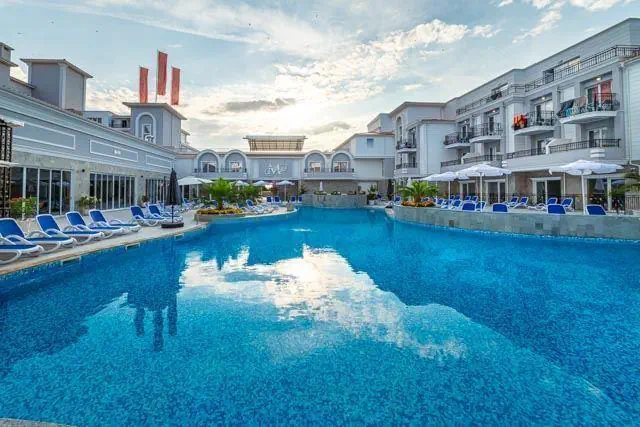 HOTEL: Martinez