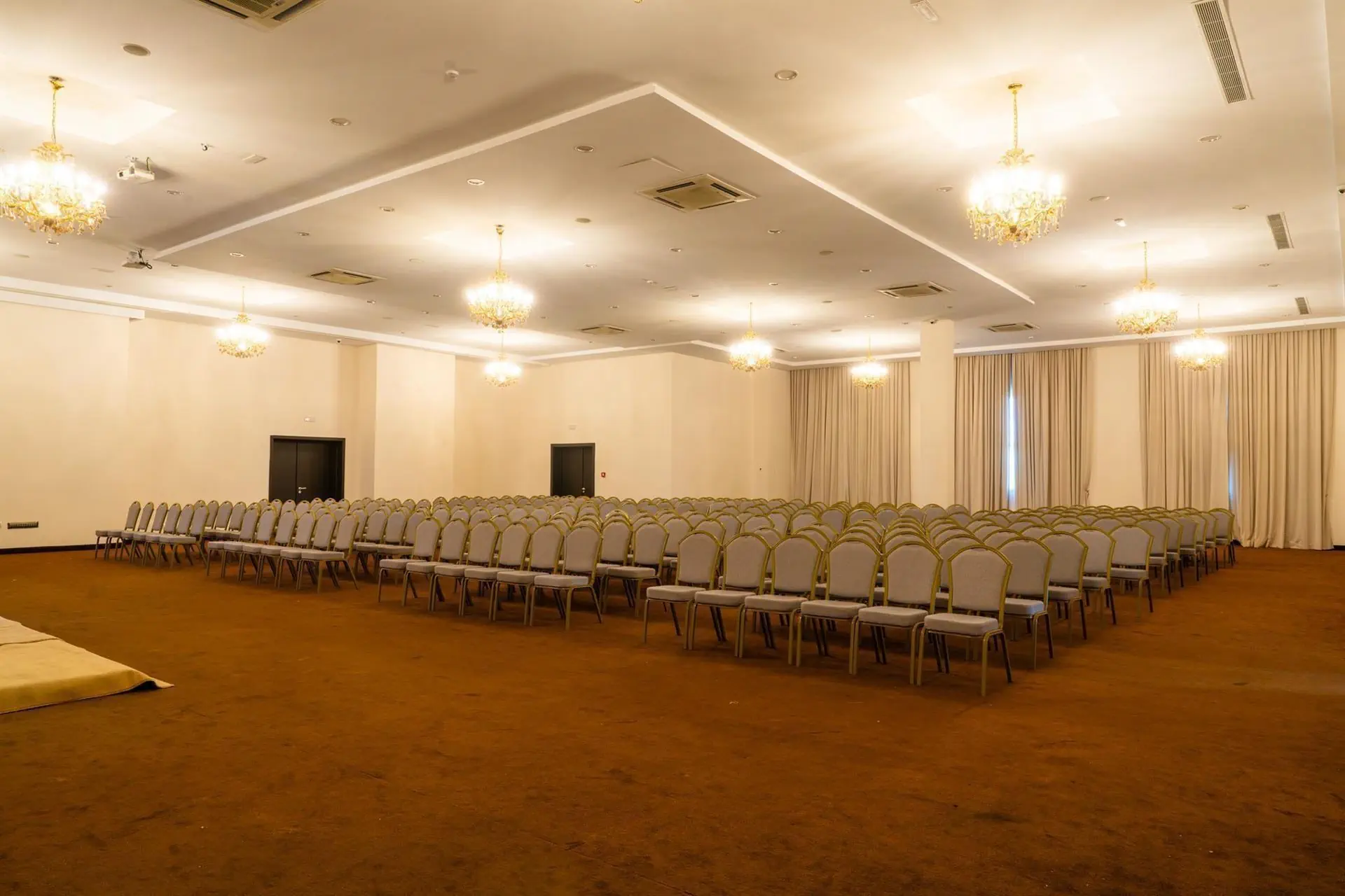 HOTEL: Concorde Green Park Palace