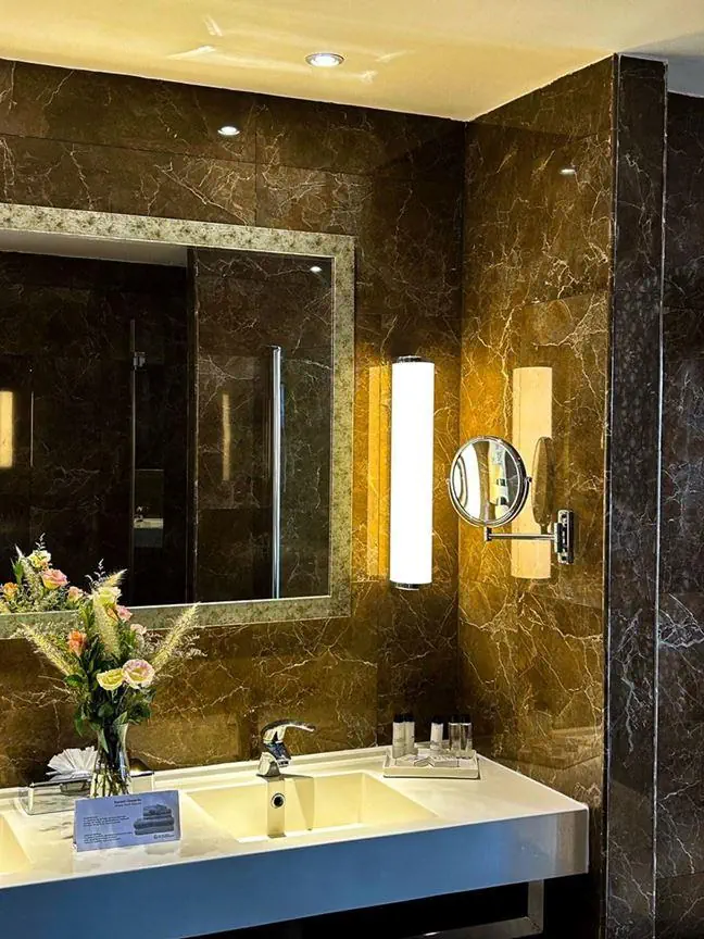 HOTEL: Concorde Green Park Palace