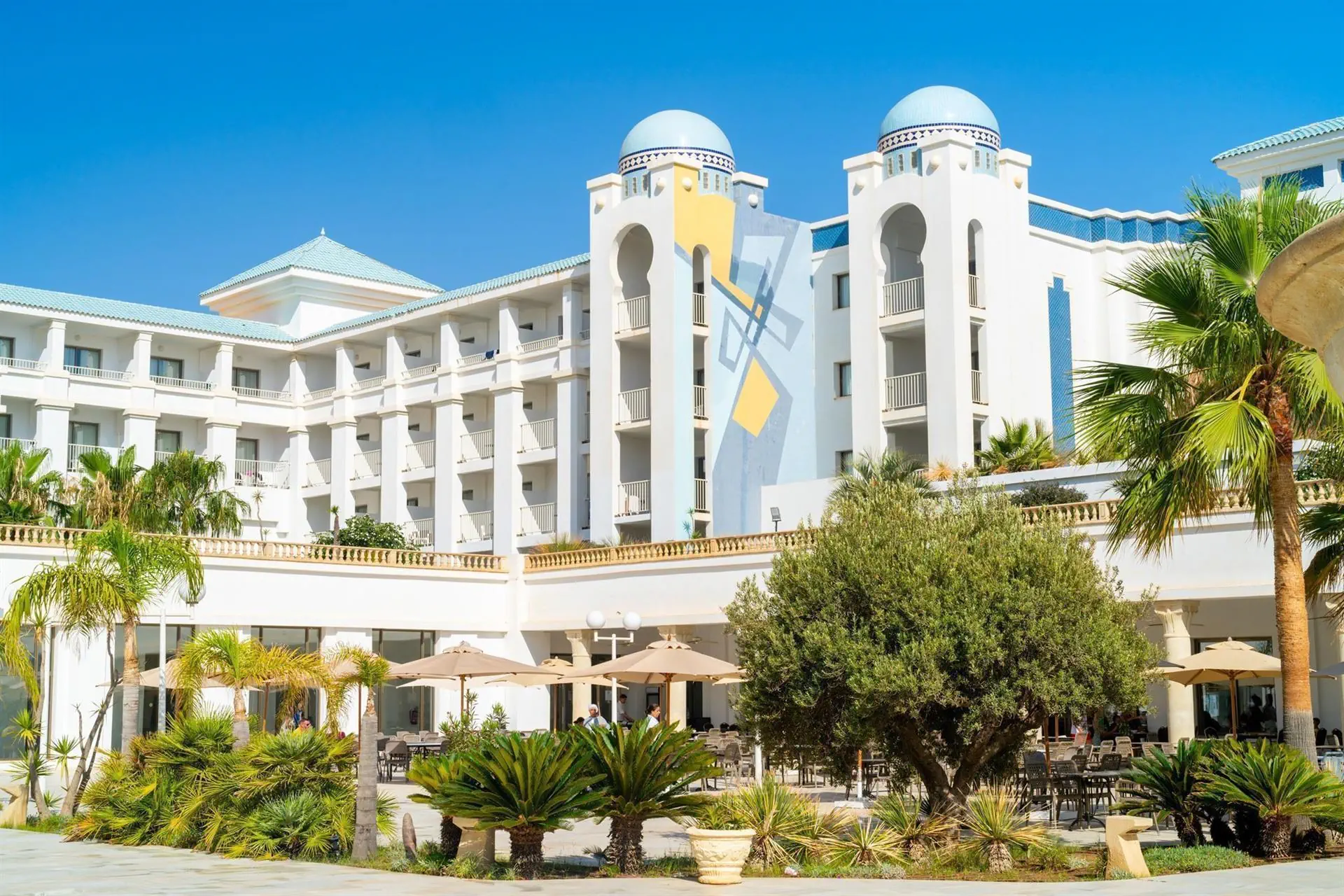 HOTEL: Concorde Green Park Palace