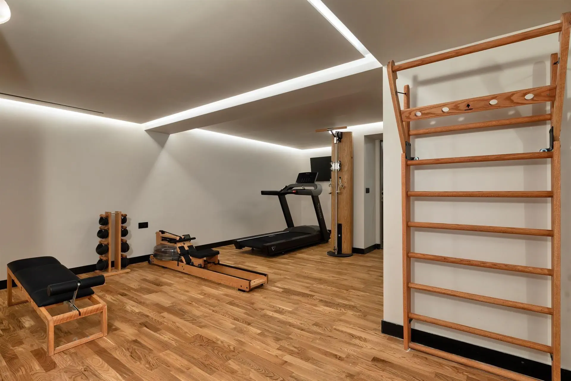 HOTEL: Castello Boutique Suites By The Sea Adult Only +16