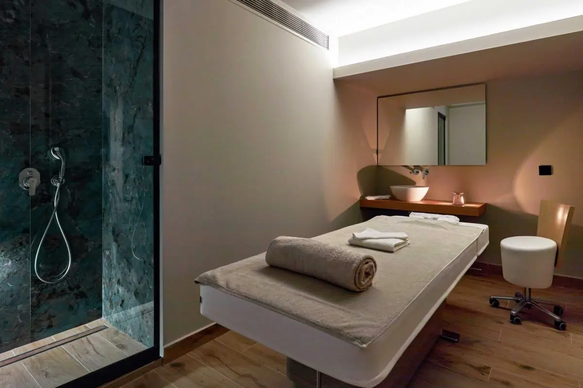 HOTEL: Castello Infinity Suites (Adult Only 16+)