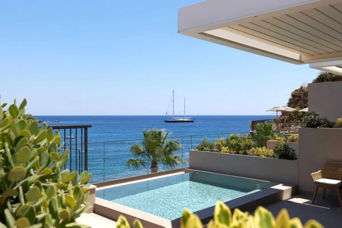 HOTEL: Castello Infinity Suites (Adult Only 16+)