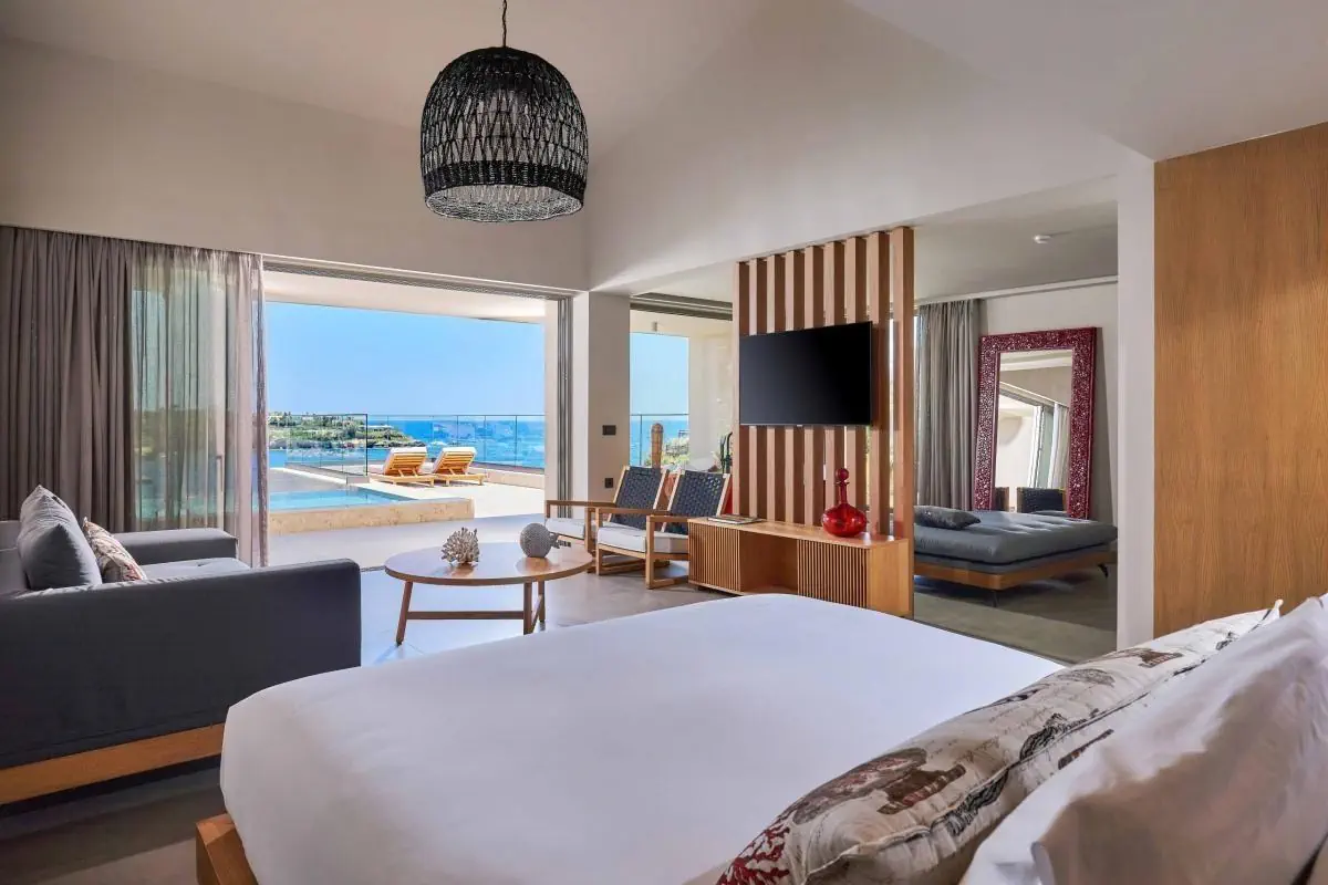 HOTEL: Castello Infinity Suites (Adult Only 16+)