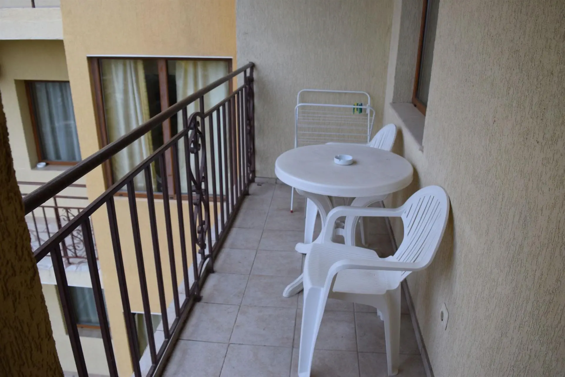 Cris Family Hotel