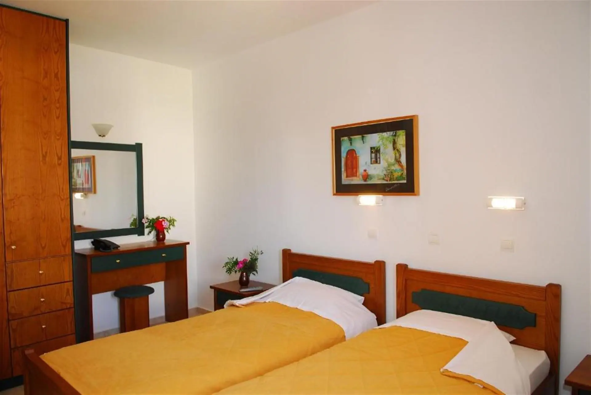 Apollo City Hotel