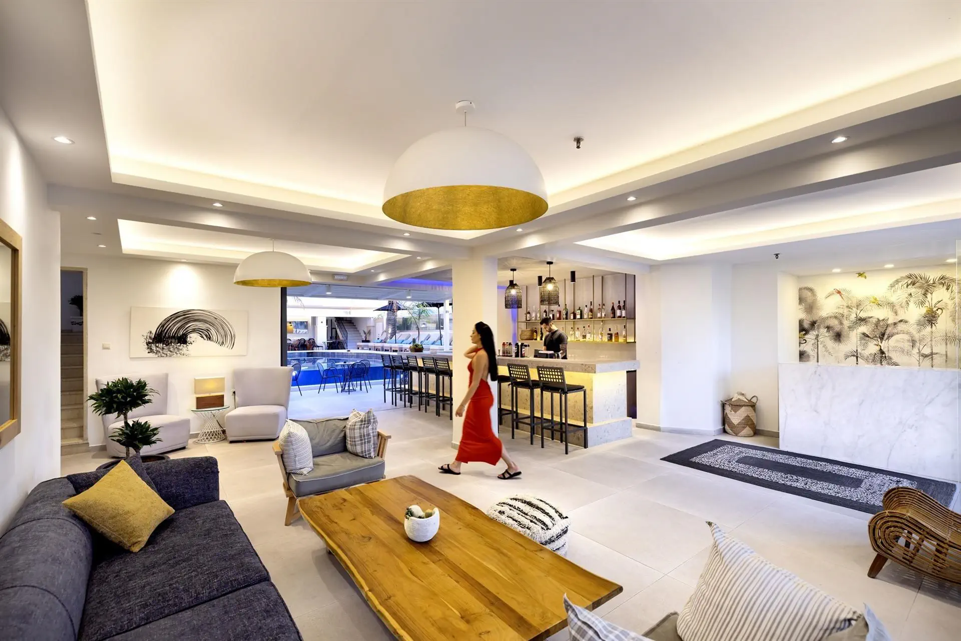 HOTEL: La Stella Suites