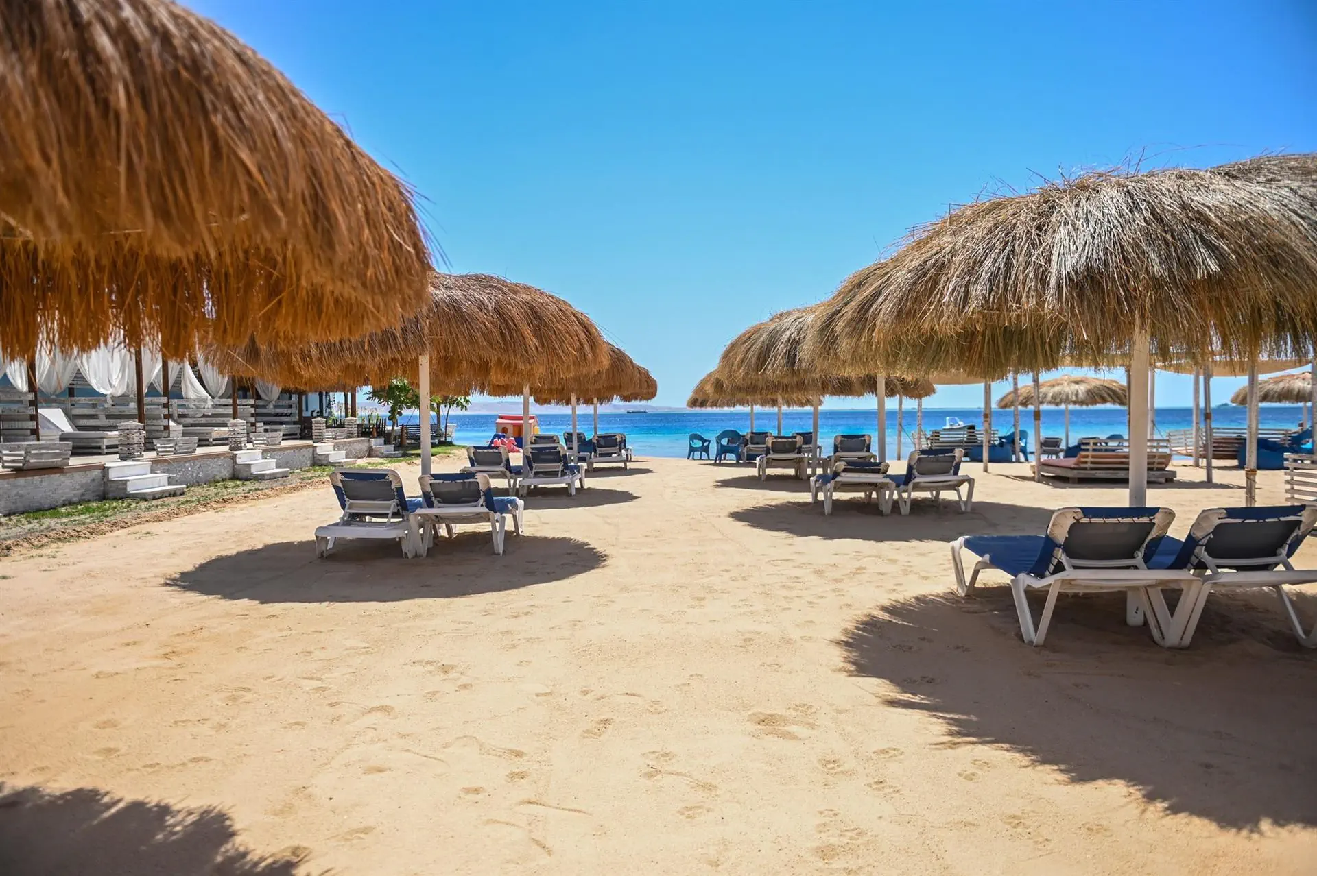 Ajira Bay - zdjęcie 5
