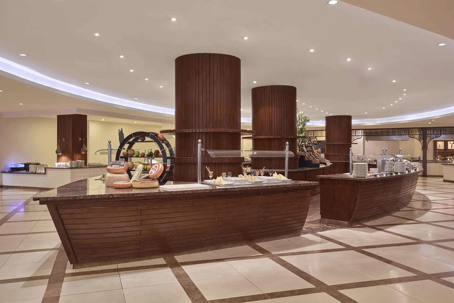 HOTEL: Steigenberger Aqua Magic