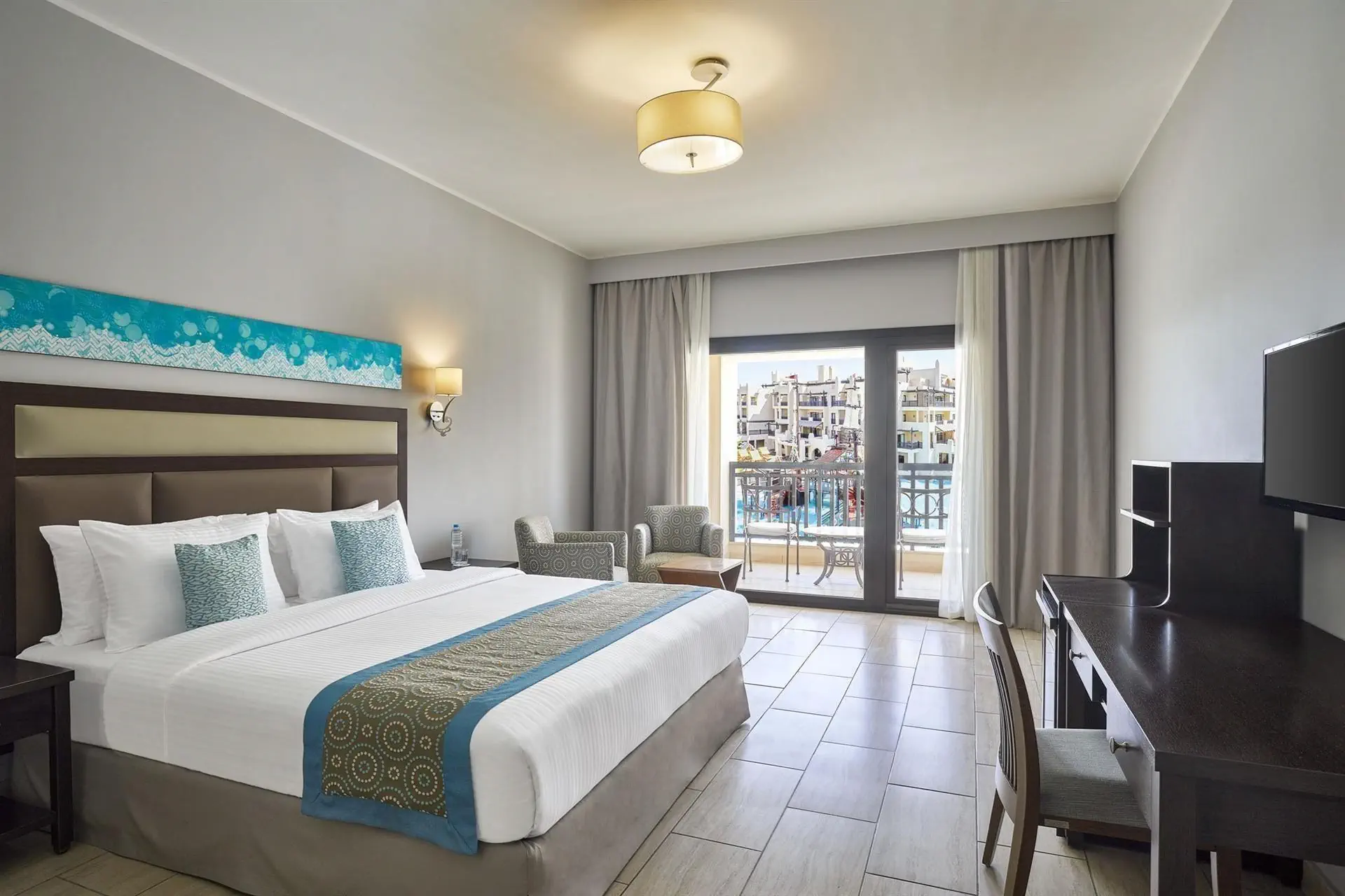 HOTEL: Steigenberger Aqua Magic