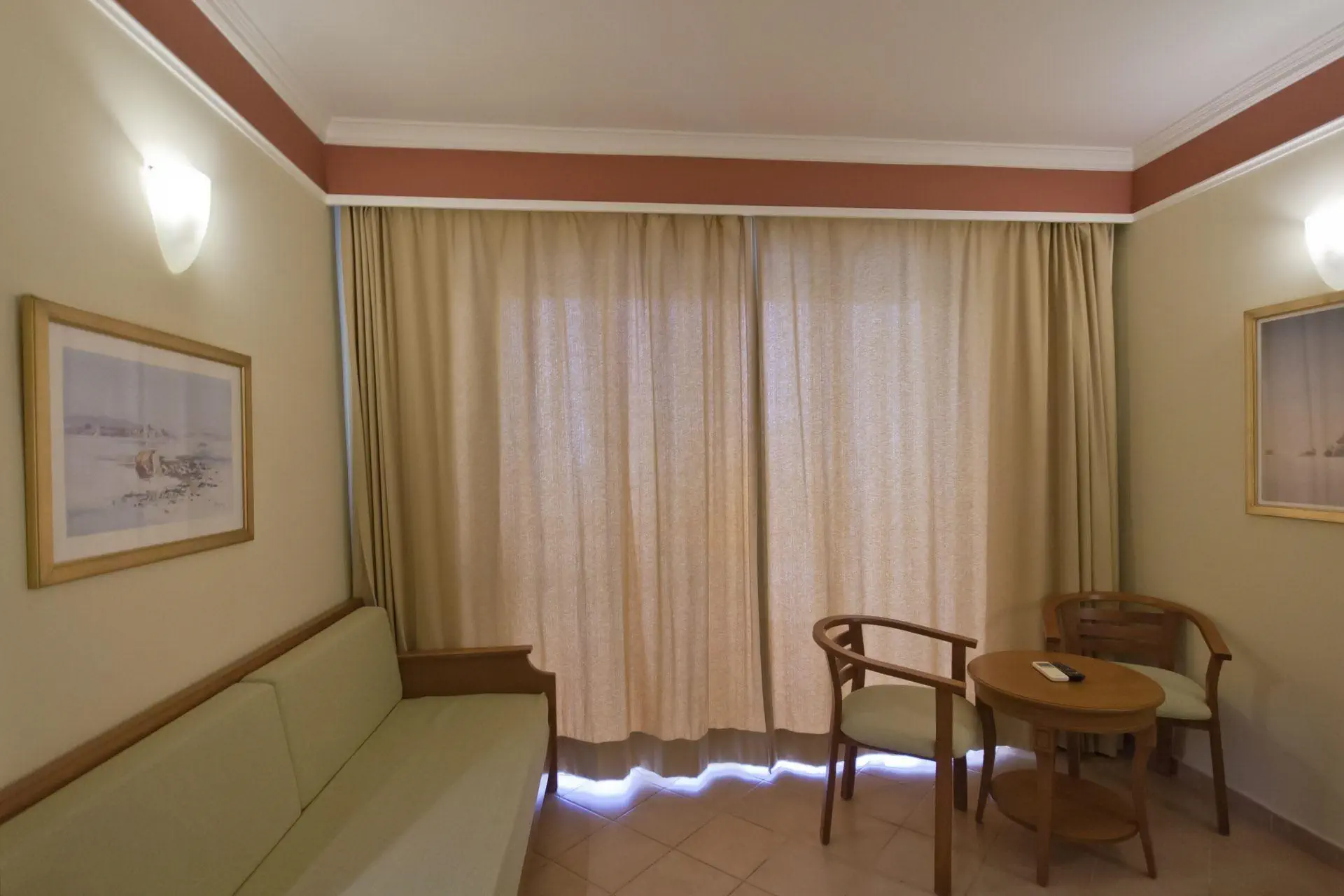 HOTEL: Hydramis Palace