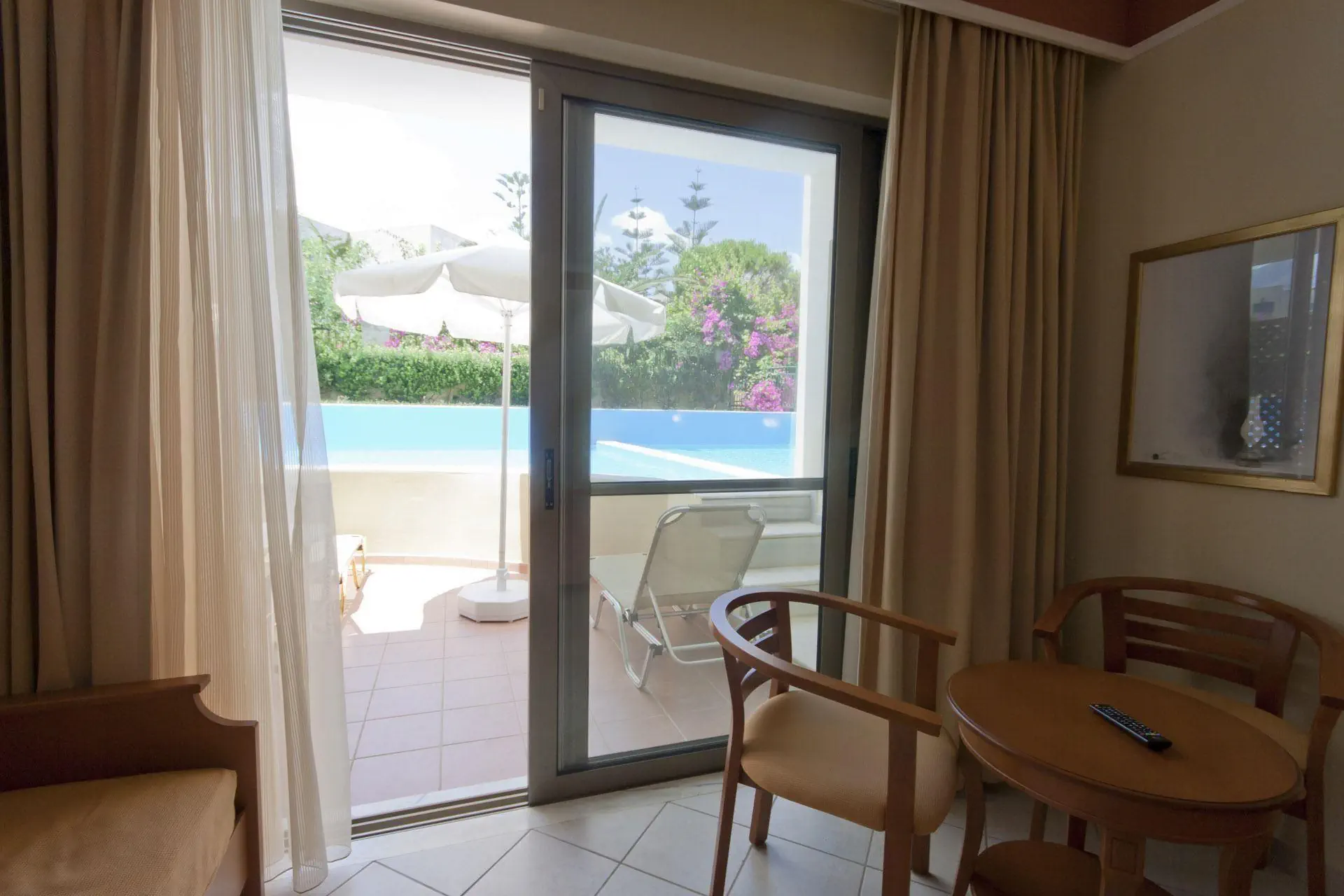 HOTEL: Hydramis Palace