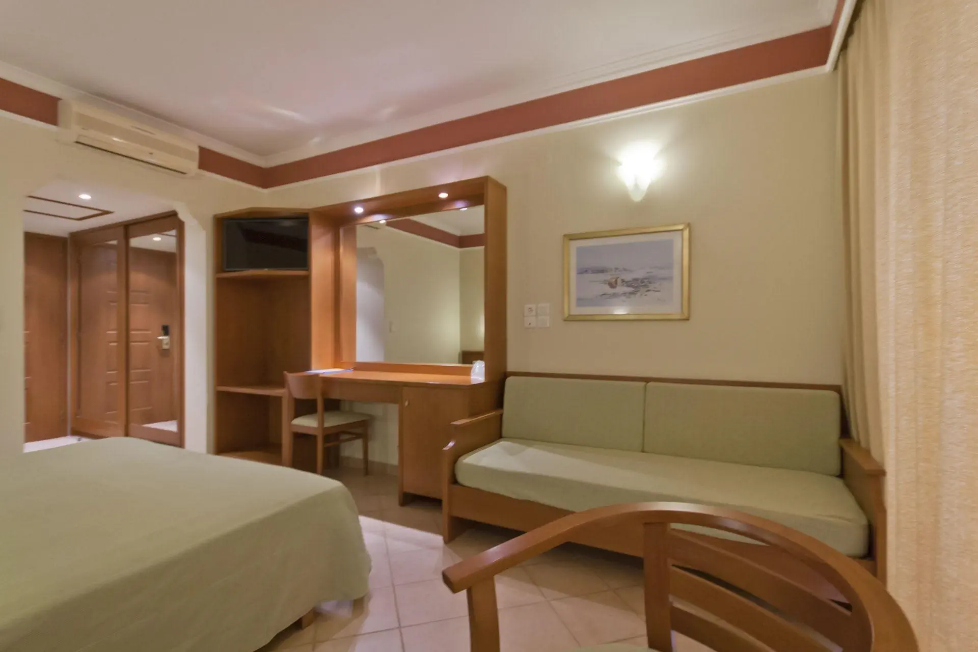 HOTEL: Hydramis Palace