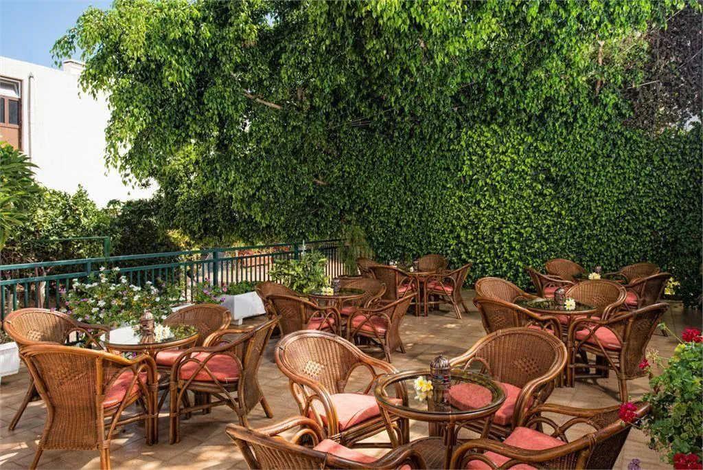 Malia Holidays Hotel