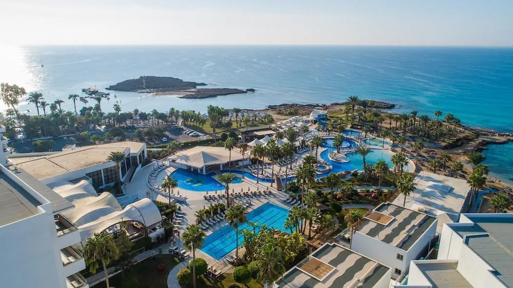 HOTEL Adams Beach Hotel