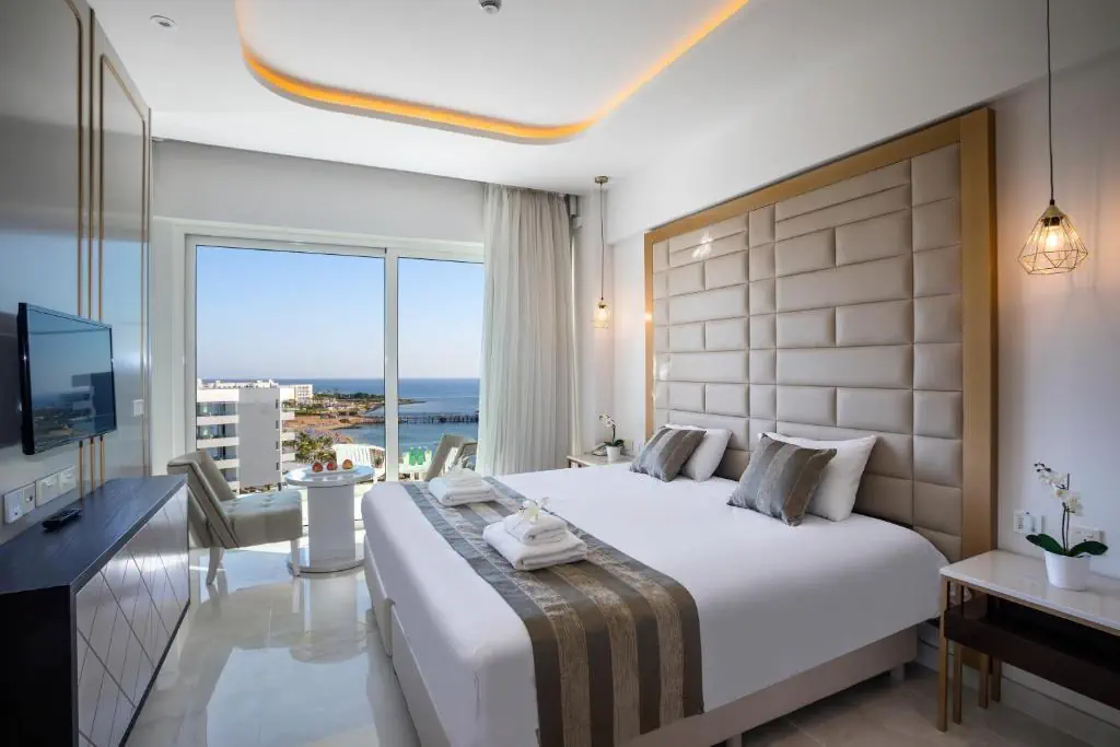 HOTEL Constantinos The Great Beach Hotel