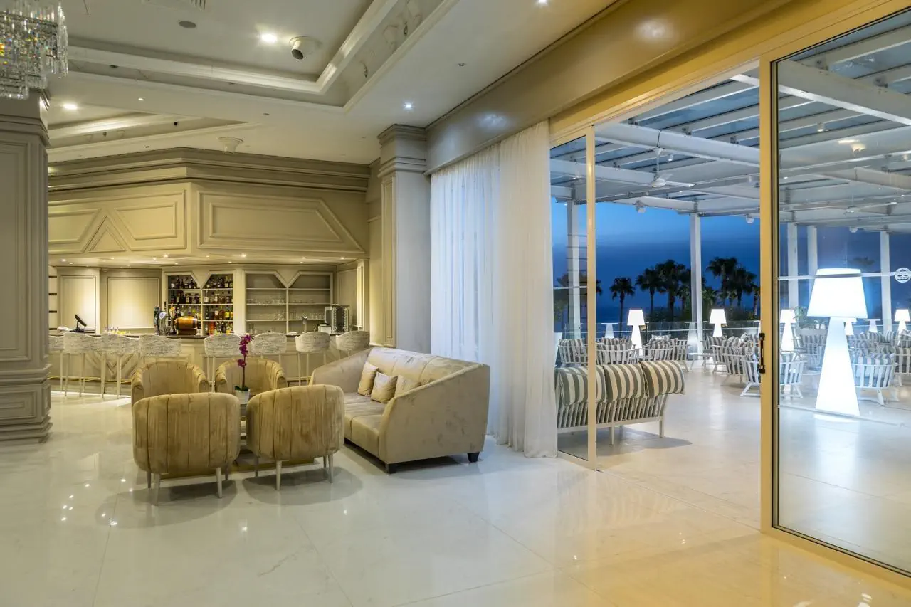 HOTEL Constantinos The Great Beach Hotel