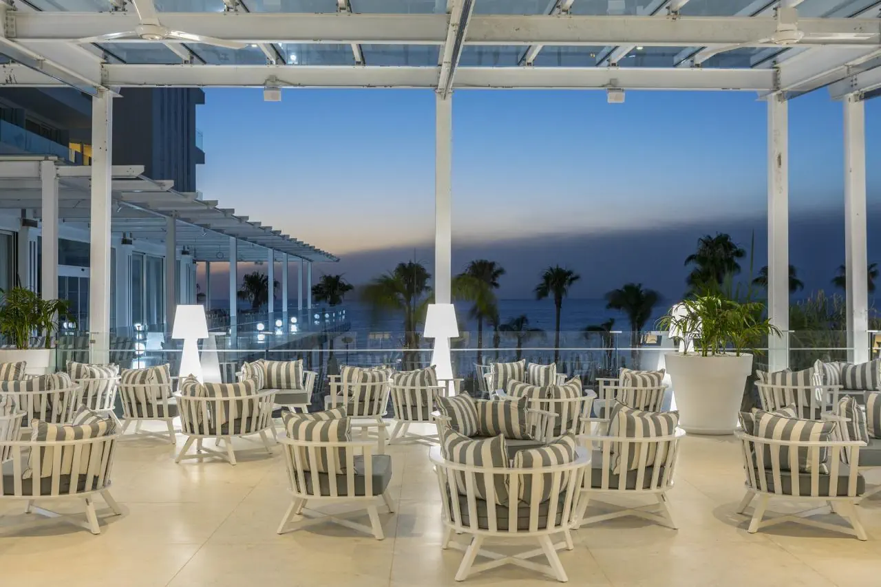 HOTEL Constantinos The Great Beach Hotel