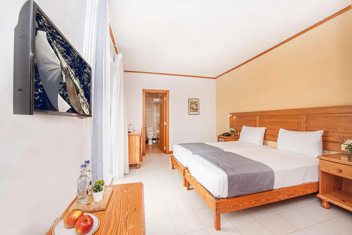 HOTEL Gillieru Harbour Hotel