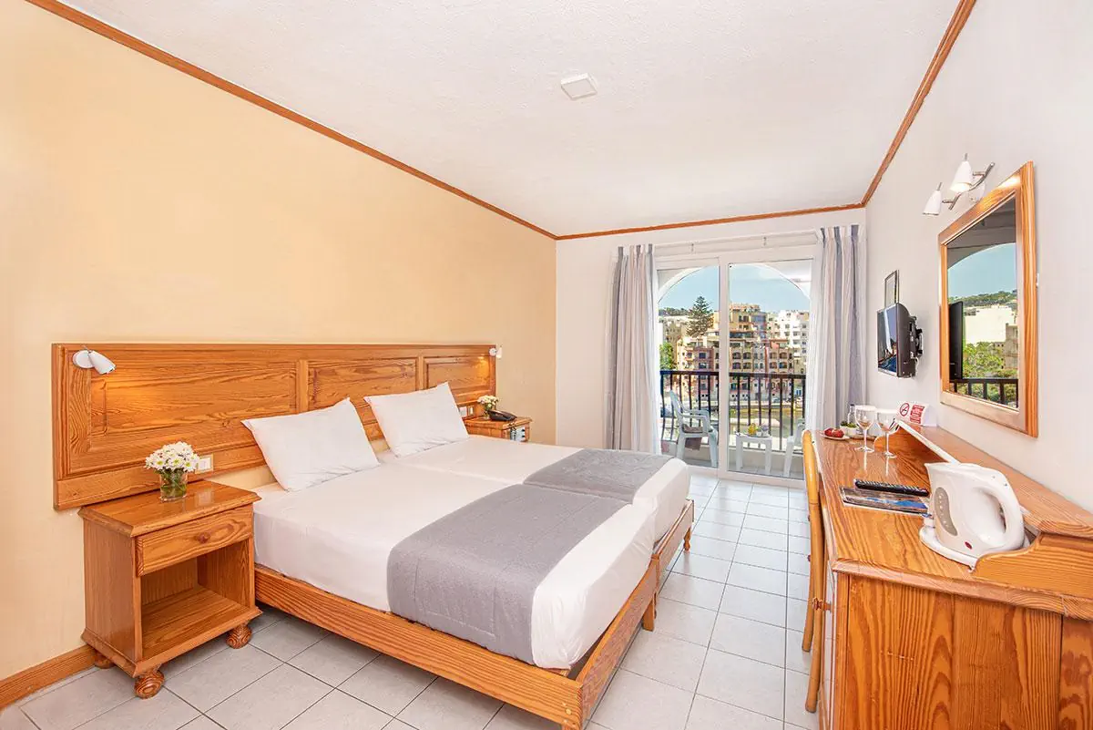 HOTEL Gillieru Harbour Hotel
