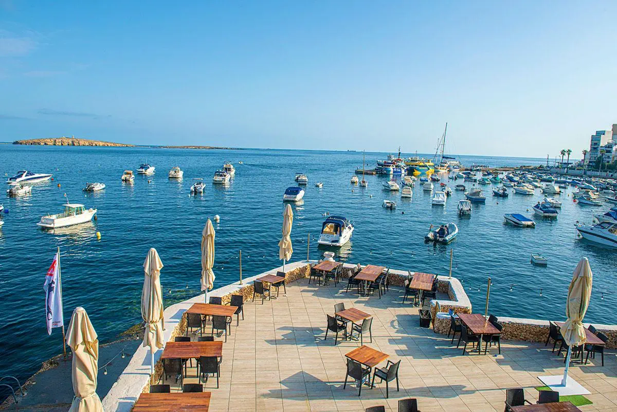 HOTEL Gillieru Harbour Hotel
