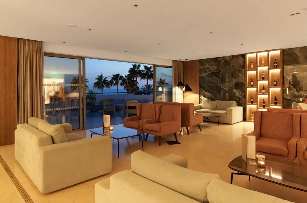 St. George Beach Hotel & Spa Resort (Adults Only)