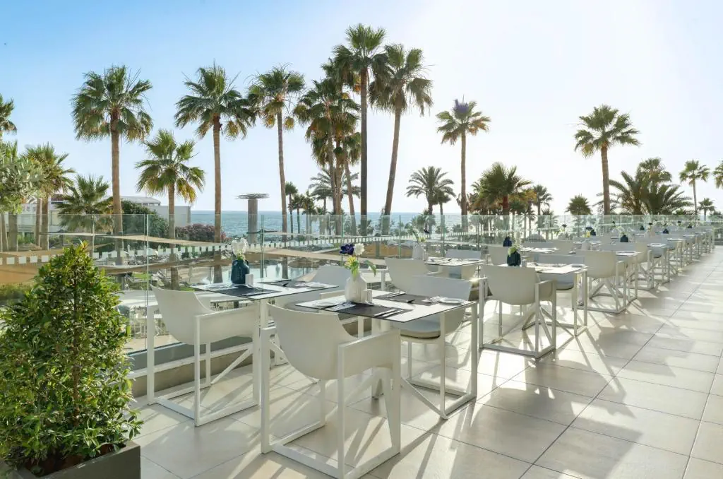 St. George Beach Hotel & Spa Resort (Adults Only)