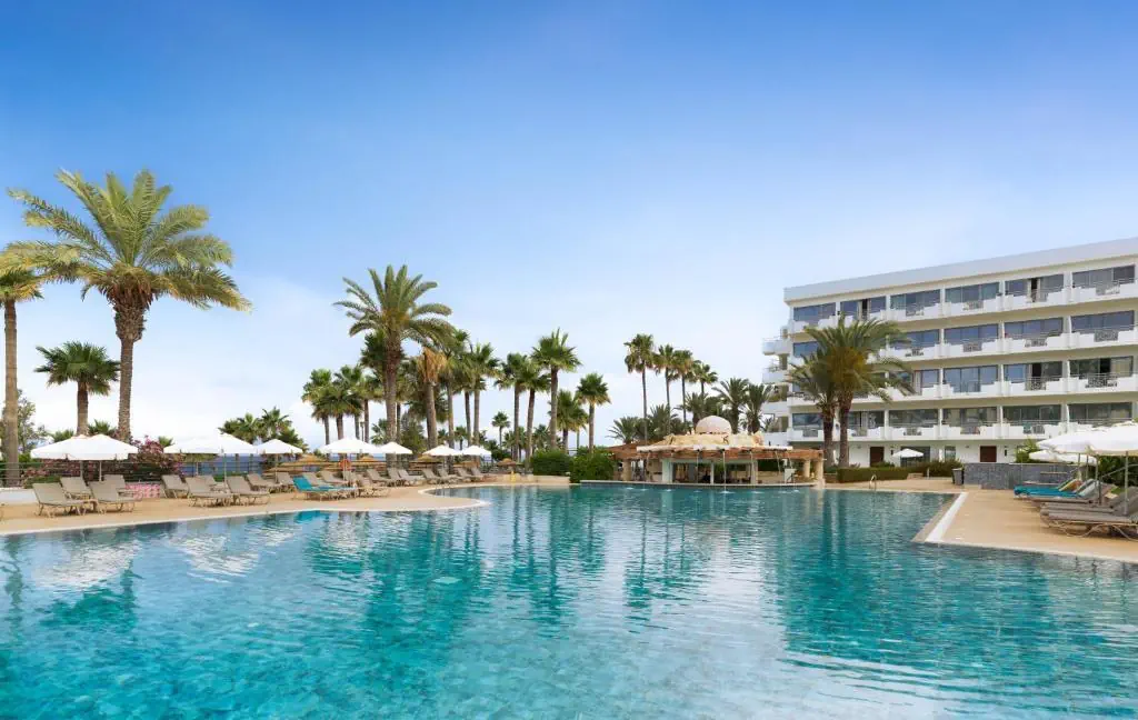 St. George Beach Hotel & Spa Resort (Adults Only)