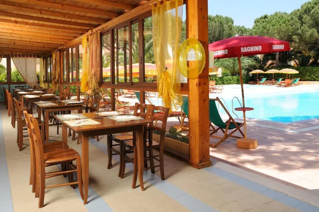 HOTEL Oasis Hotel & Residence