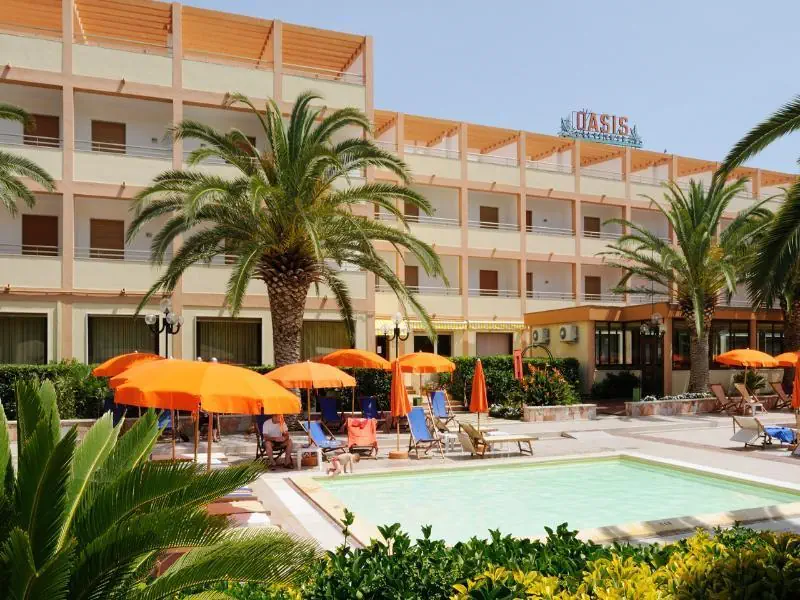 Oasis Hotel & Residence