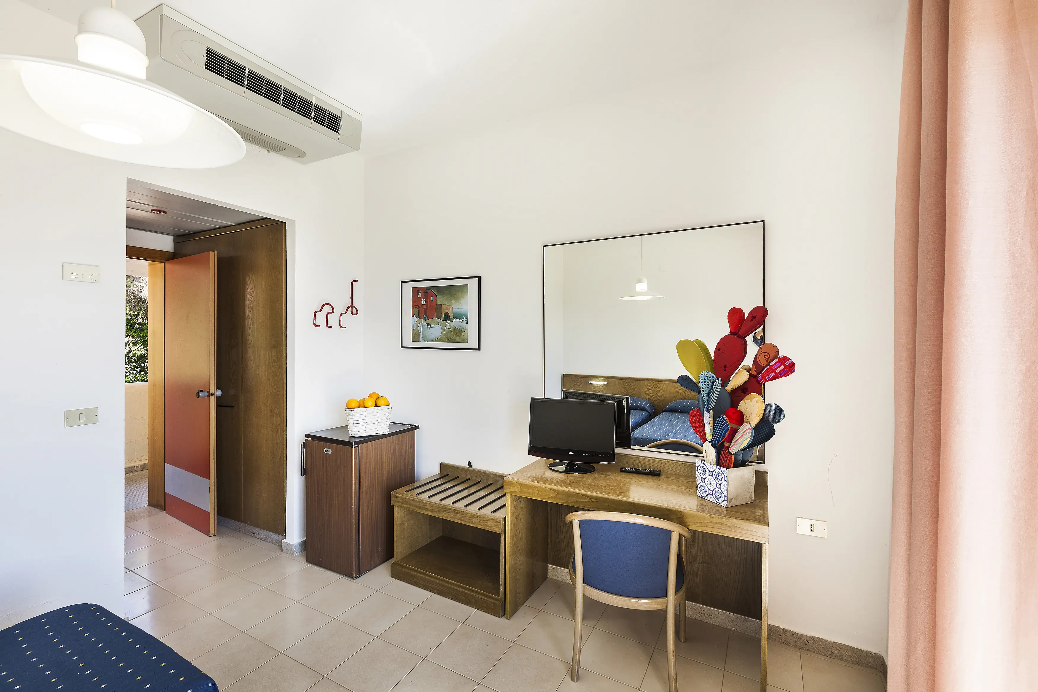 HOTEL TERRASINI
