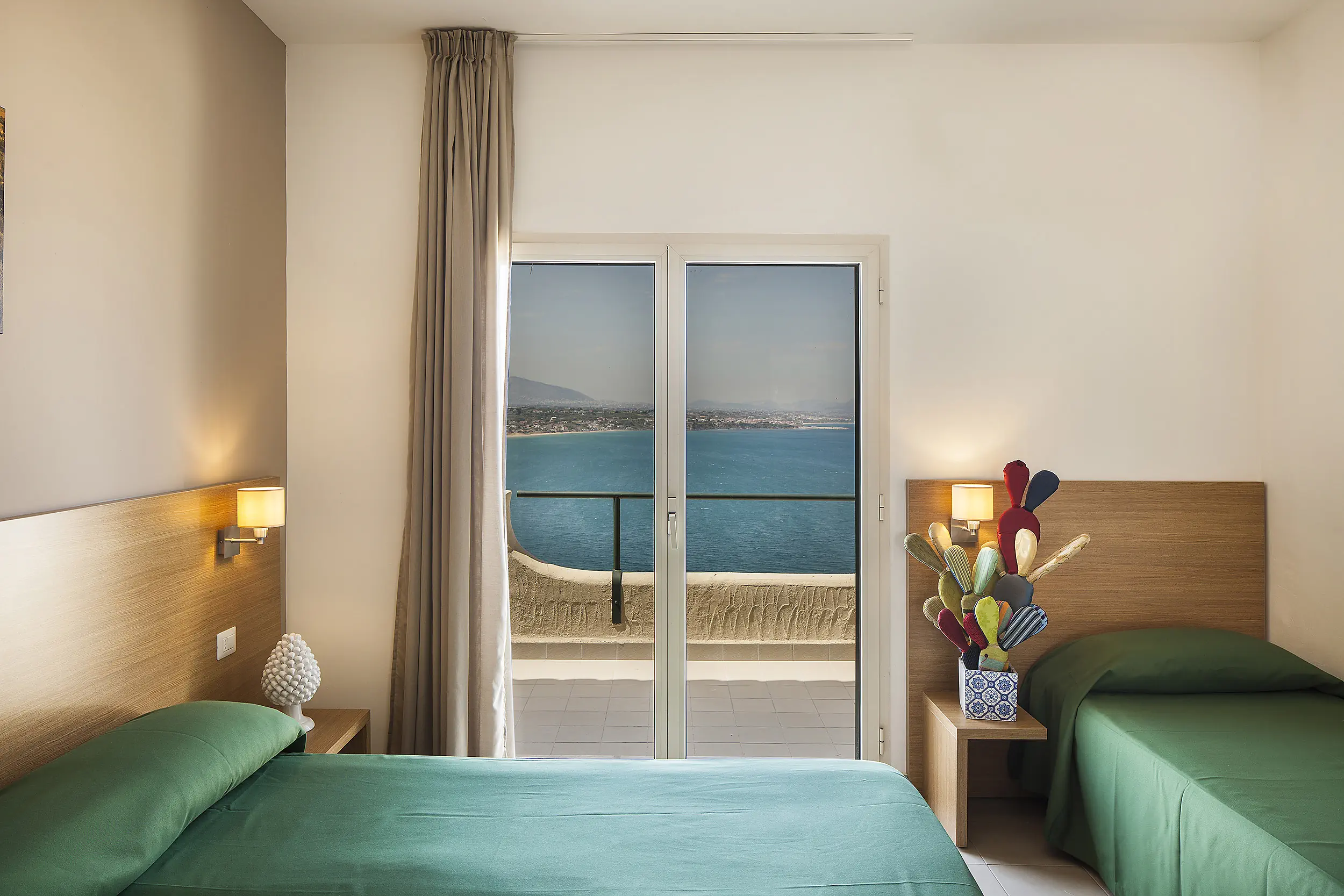 HOTEL TERRASINI