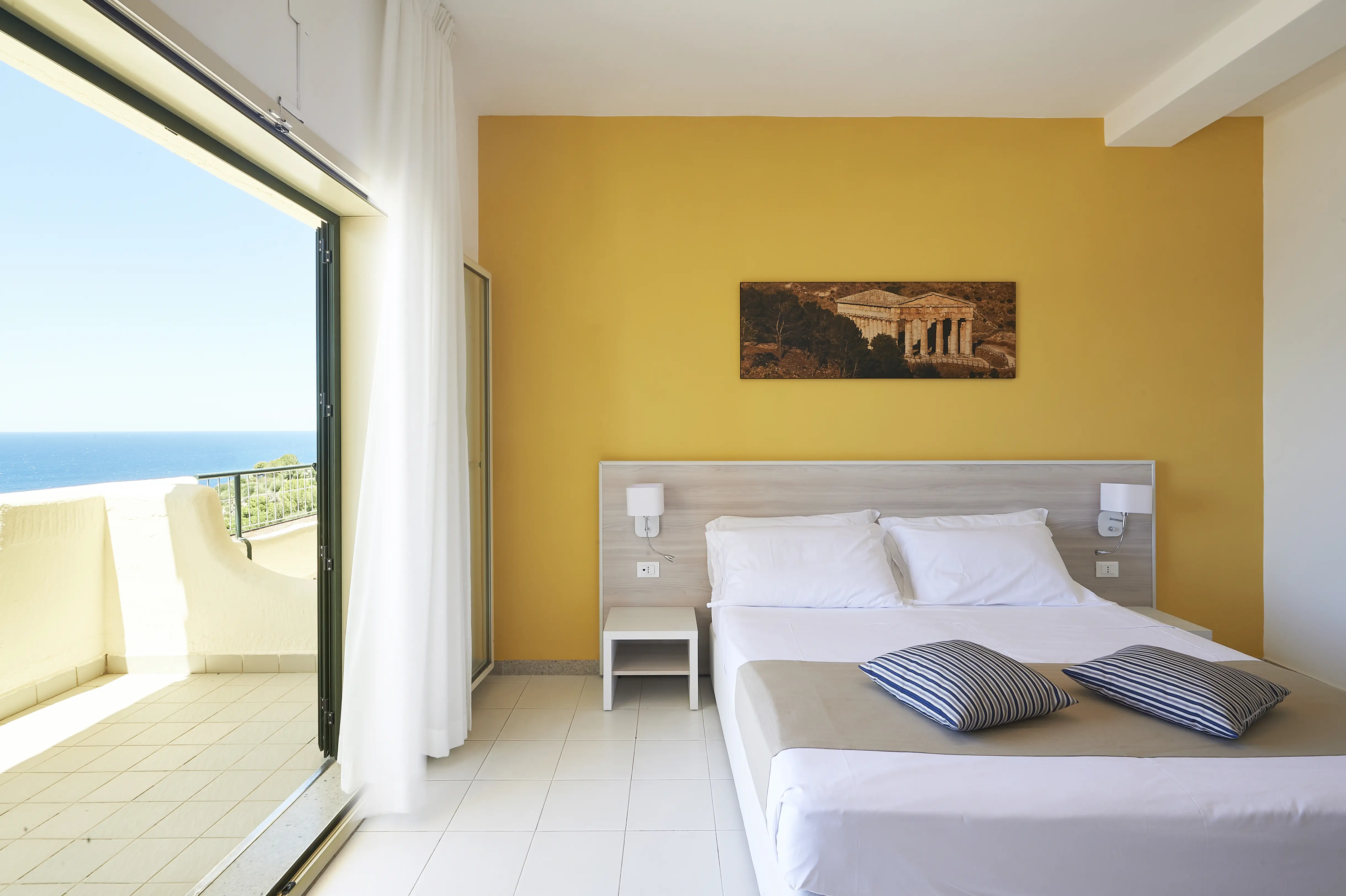 HOTEL TERRASINI